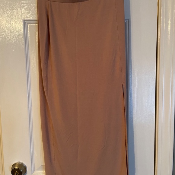 H&M Jersey Skirt with Slit - Picture 1 of 3